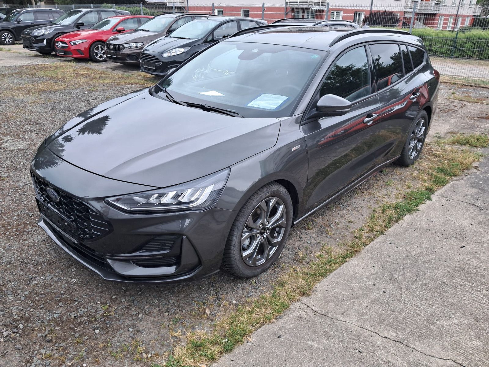 Ford Focus Turnier ST-Line 1.5 Autom,Navi,ALU,Allwett