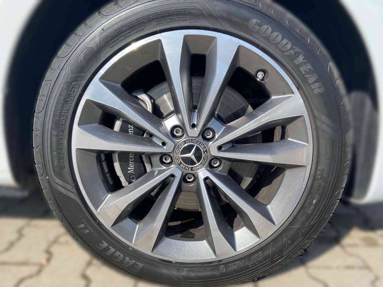 Mercedes-Benz V 250 MOPF - Samsaru's Car Outlet