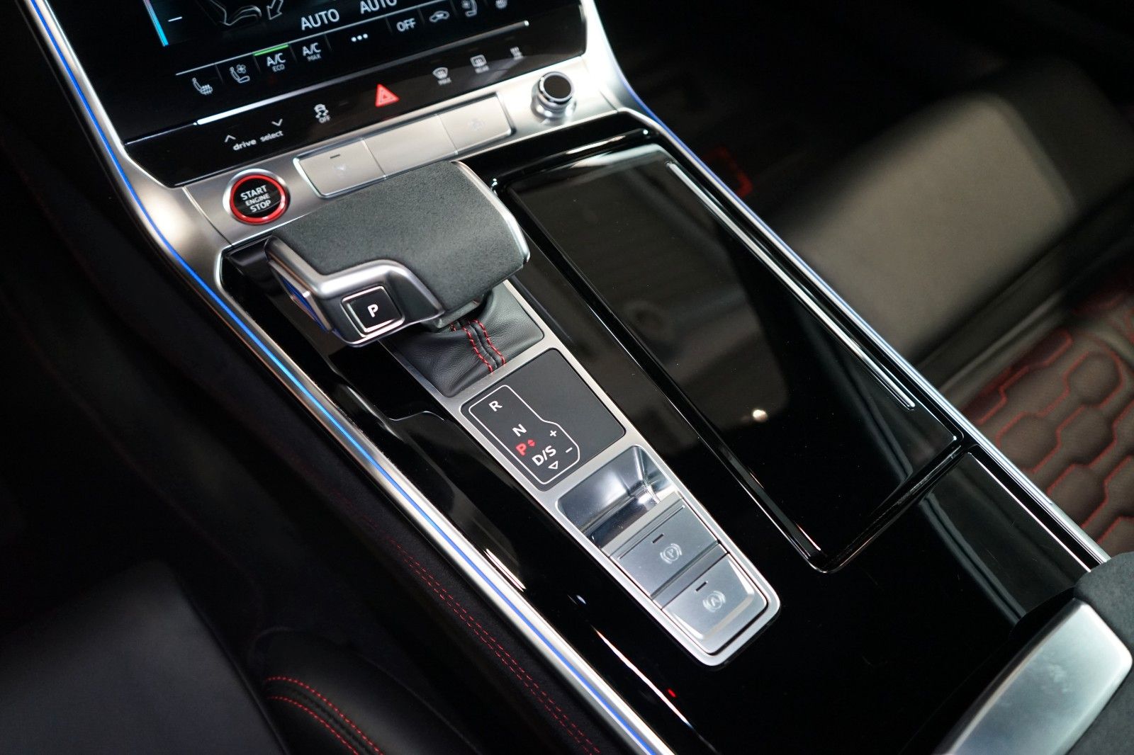 Audi RS6 Performance*AUX.HEAT*PANO*120.331€ NETTO