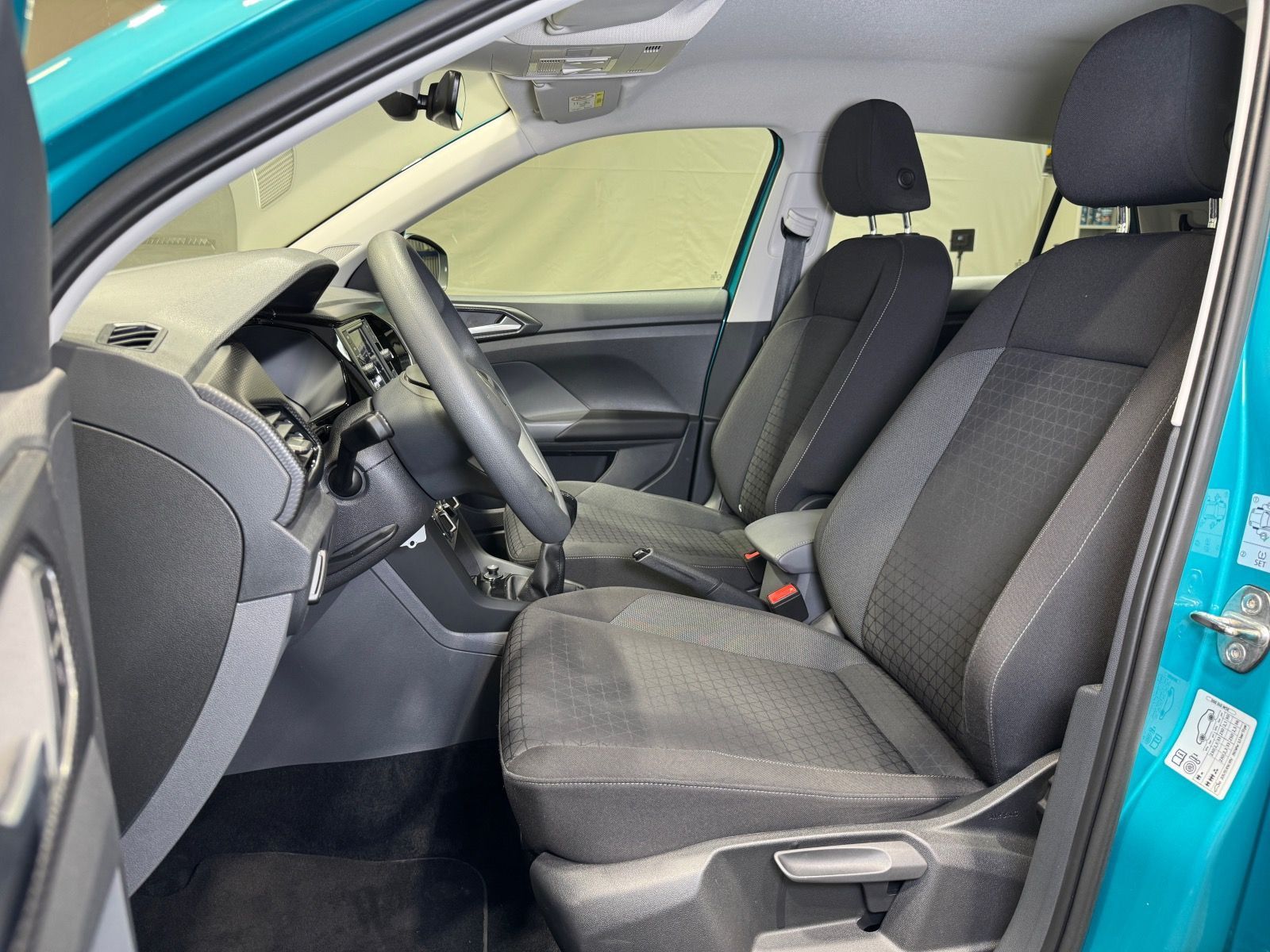Volkswagen T-Cross Life 1.0 TSI - Samsaru's Car Outlet