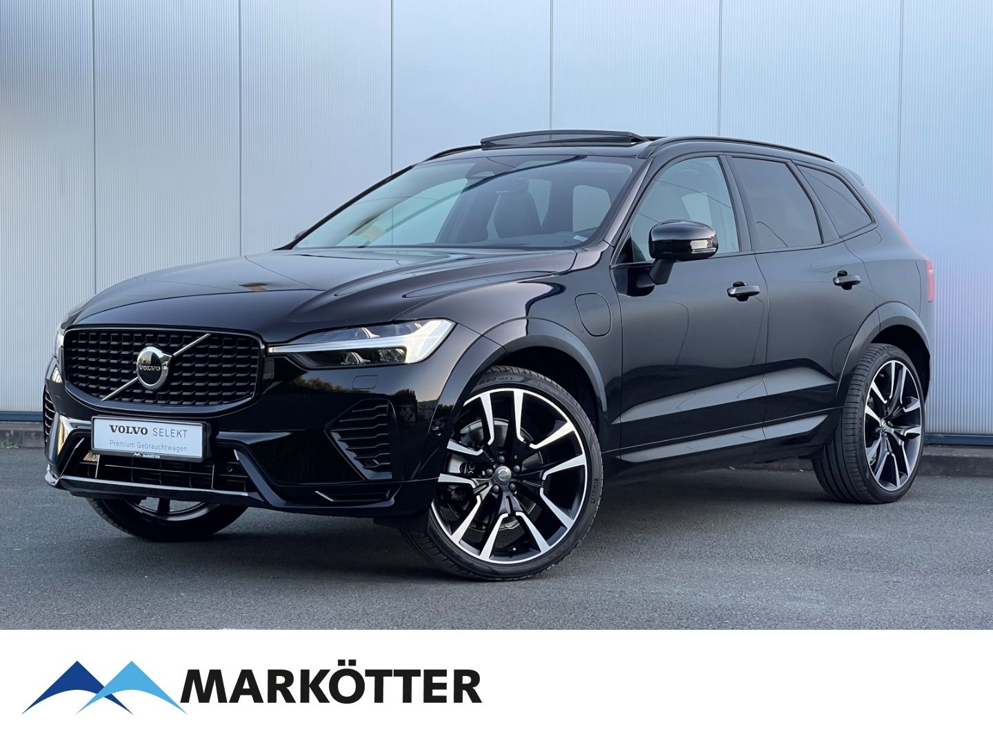 Volvo XC60 T8 AWD Recharge Ultimate Dark - Samsaru's Car Outlet