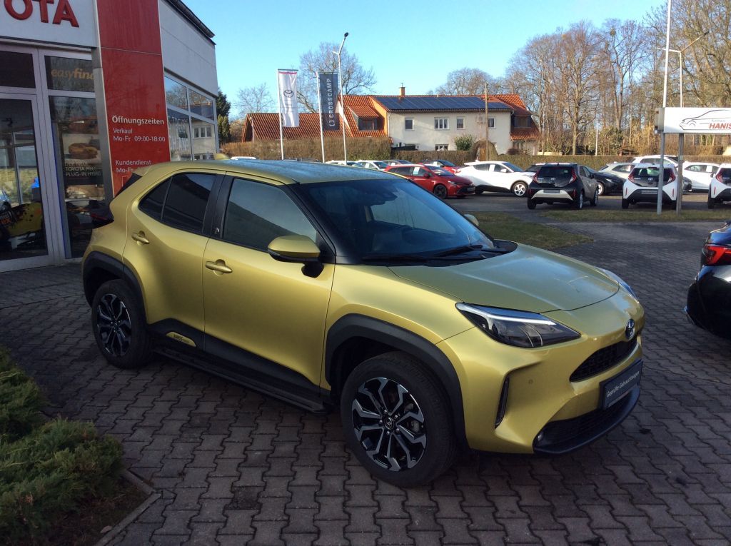 Toyota Yaris Cross Hybrid  Team D +WPKT+TSS+