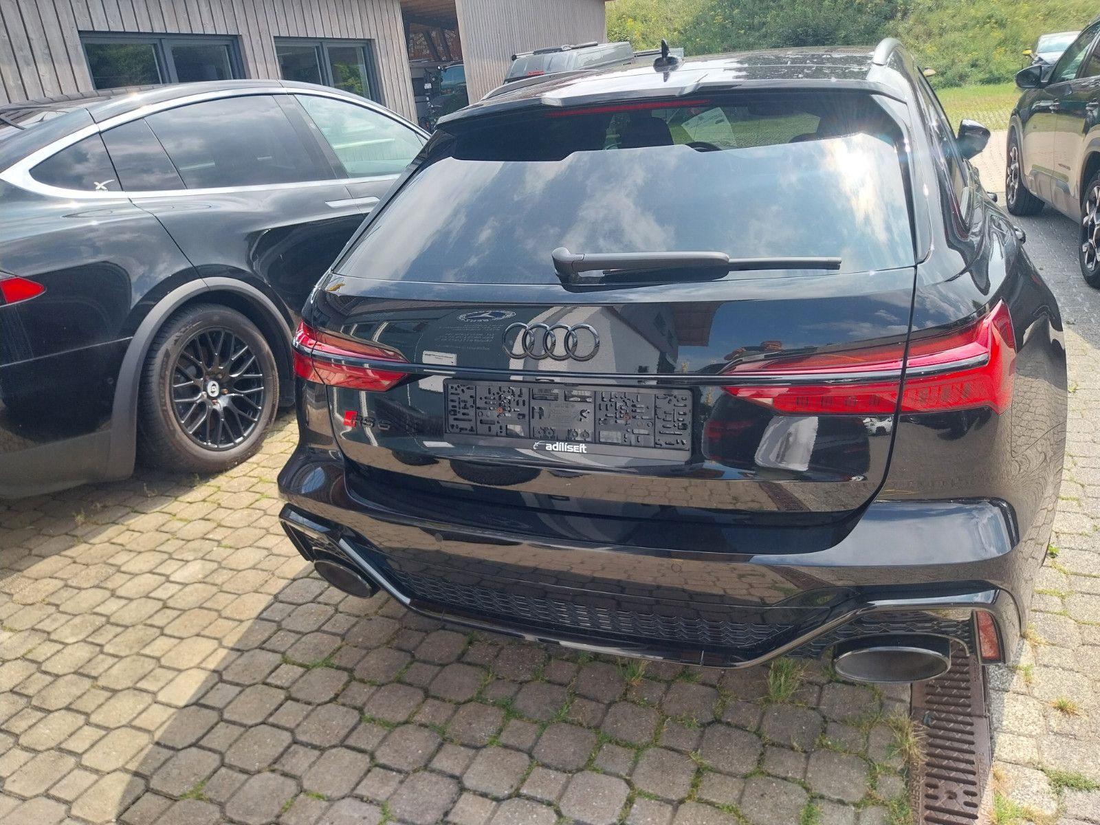 Audi RS6 Avant. perform. 1.Hd.630 PS. AHK. NP.195000.
