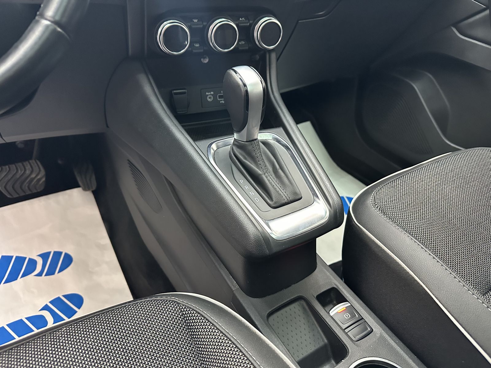 Renault Captur Intens - Samsaru's Car Outlet