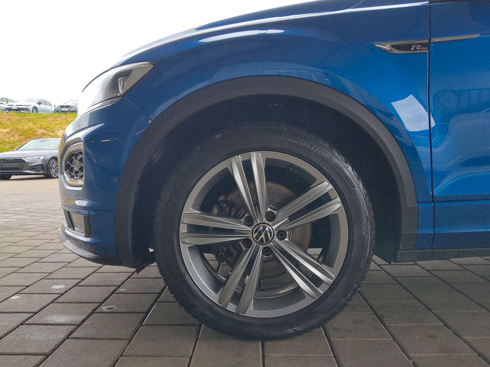 Volkswagen T-Roc R-Line 2.0 TSI 4x4 - Samsaru's Car Outlet