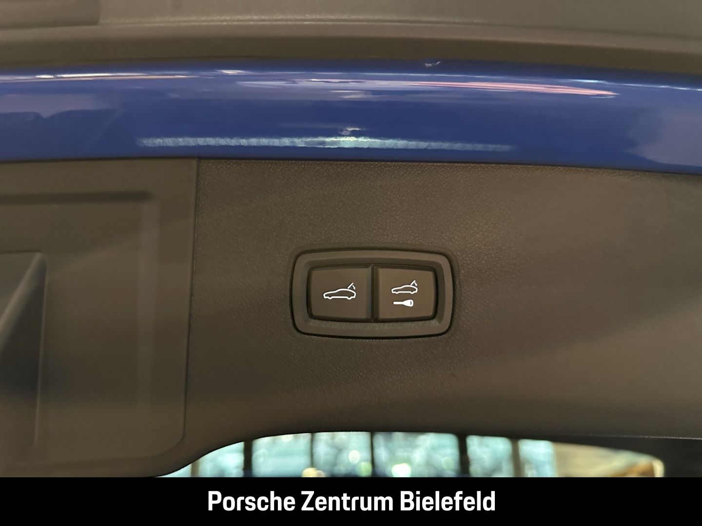 Porsche Cayenne S  Nogaroblau Perleffekt BOSE LED-Matrix