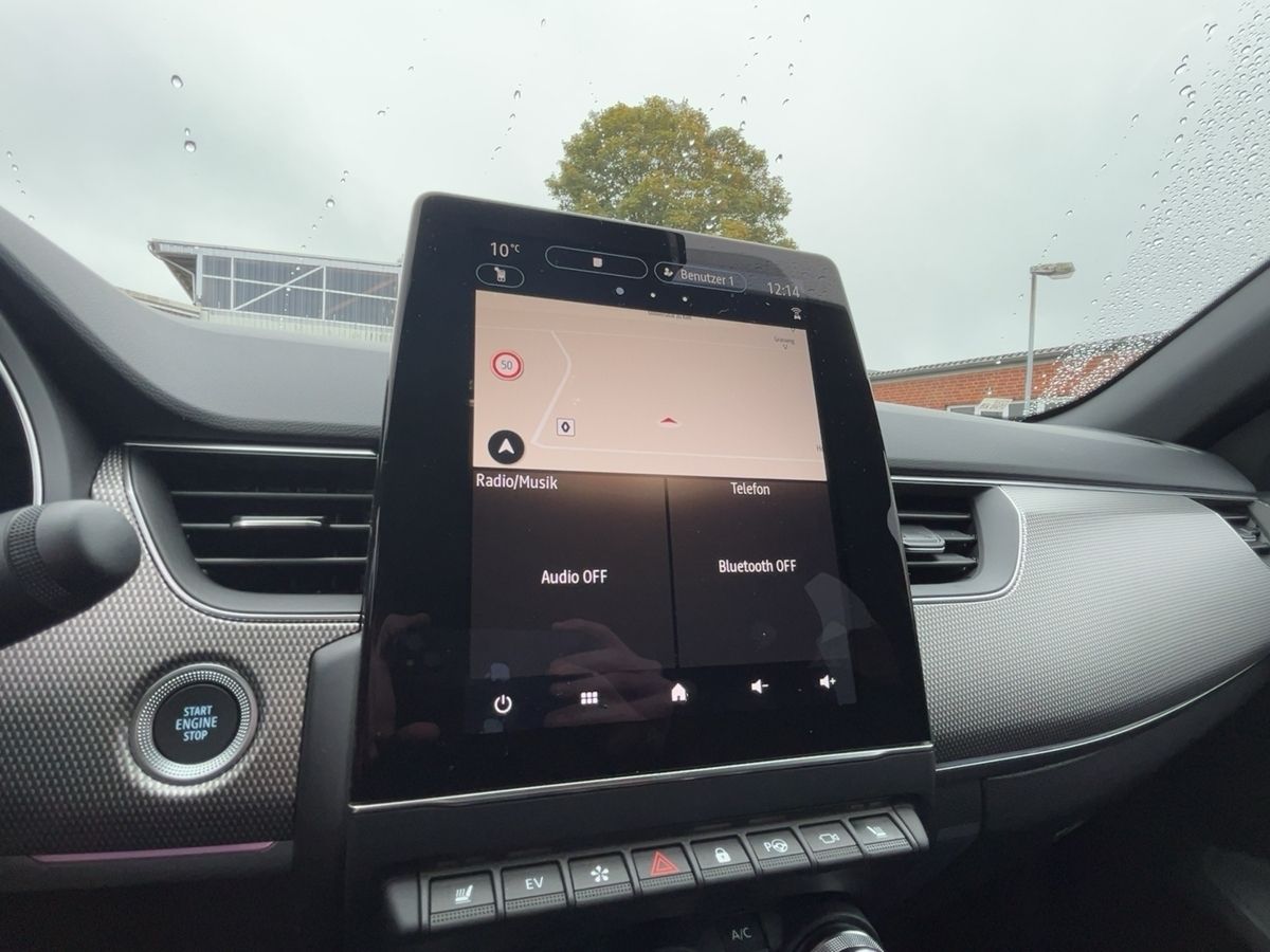 Renault Arkana TECHNO E-Tech Full Hybrid - Samsaru's Car Outlet