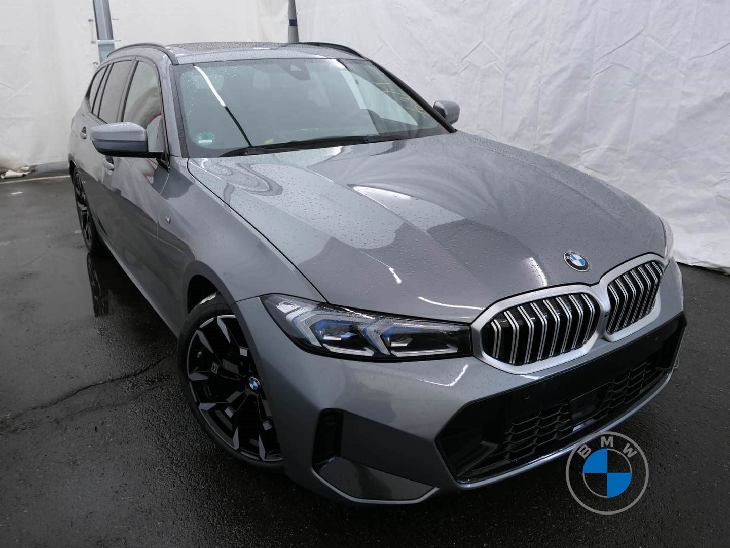 BMW 320i Touring M Sport 19" AHK Pano HIFI