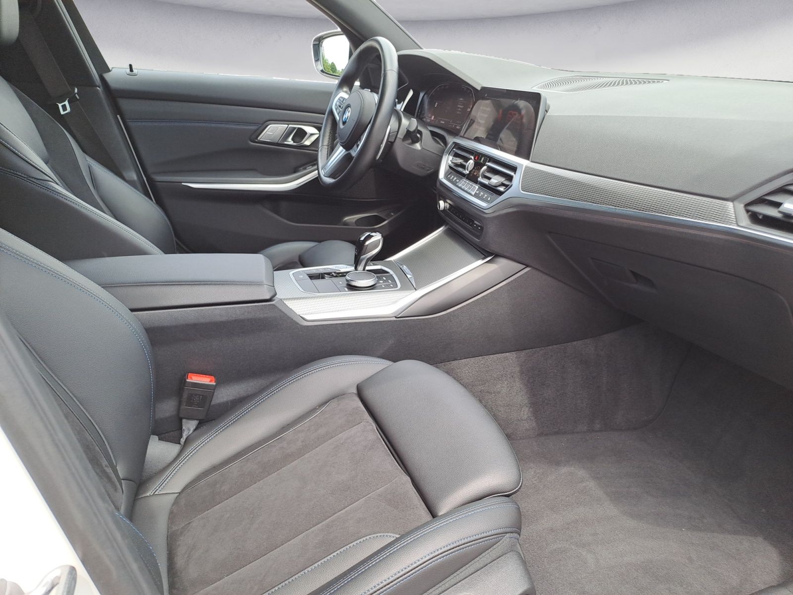 BMW 320d Touring M Sport - Samsaru's Car Outlet