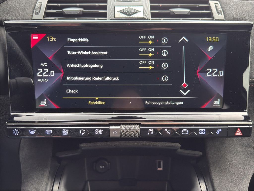DS Automobiles DS 7 Crossback 225 Performance Line + Leder