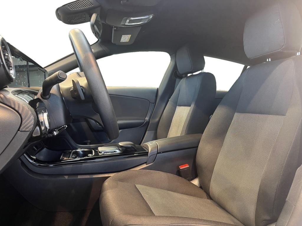 Mercedes-Benz CLA 200 d 4MATIC Shooting Brake - Samsaru's Car Outlet