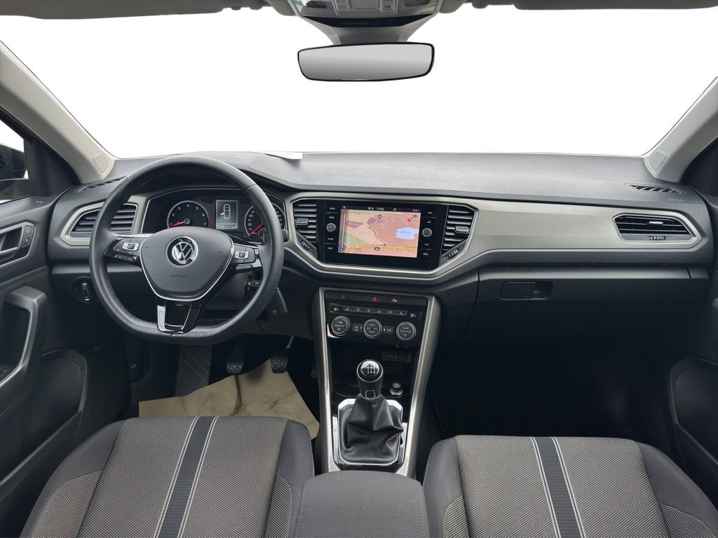 Volkswagen T-Roc 1.5 TSI ACT Style - Samsaru's Car Outlet