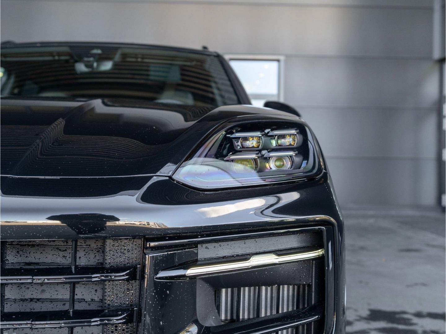 Porsche Cayenne E-Hybrid Hinterachslenkung BOSE HD-Matri