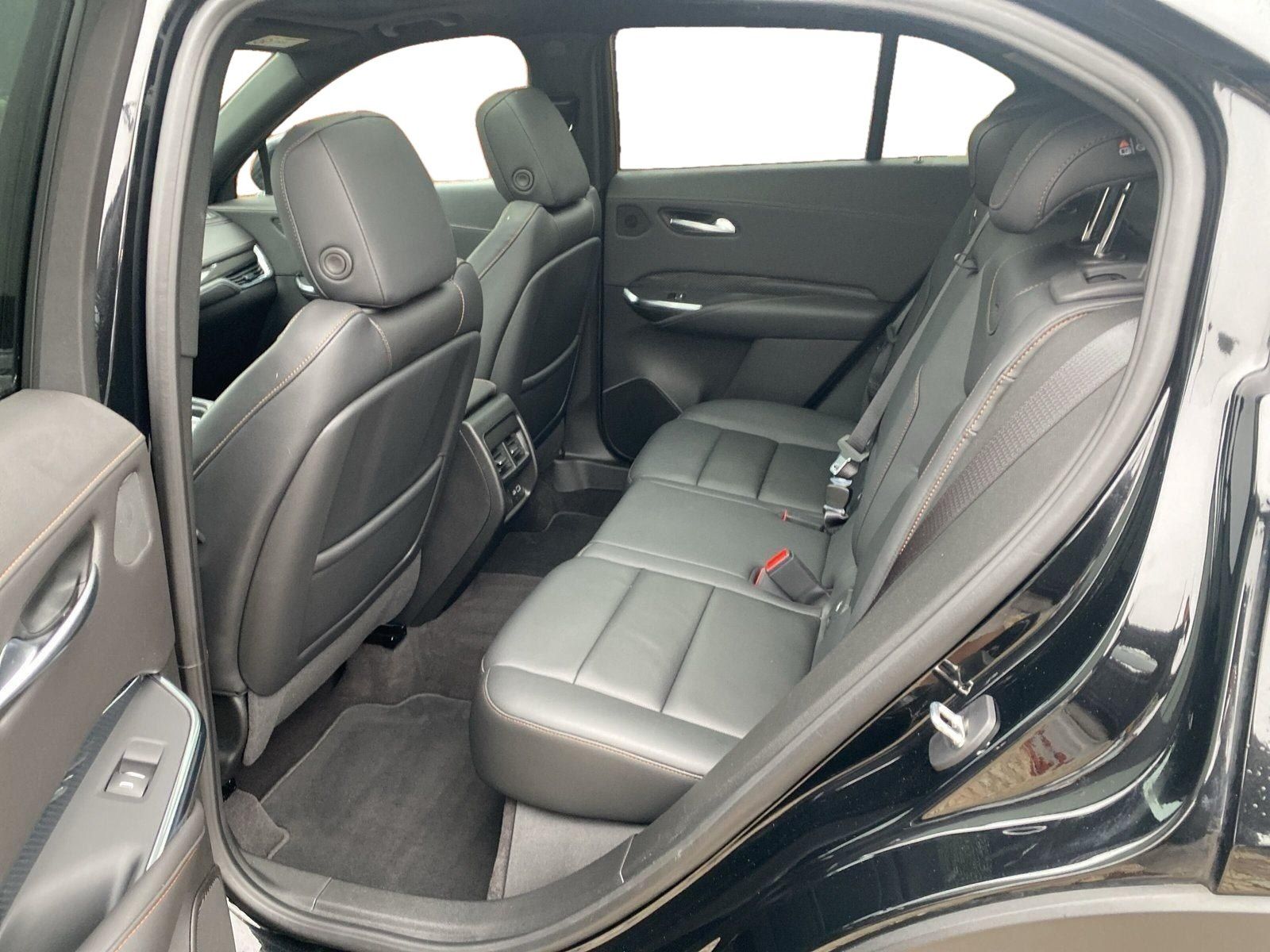 Cadillac XT4 2.0 Sport AWD 360 Grad Kamera+ Navi