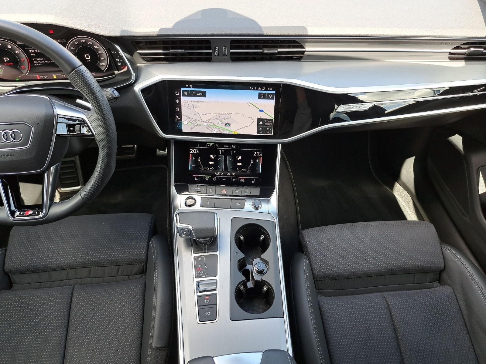 Audi A6 Avant S line 55 TFSIe quattro S tronic AHK NA
