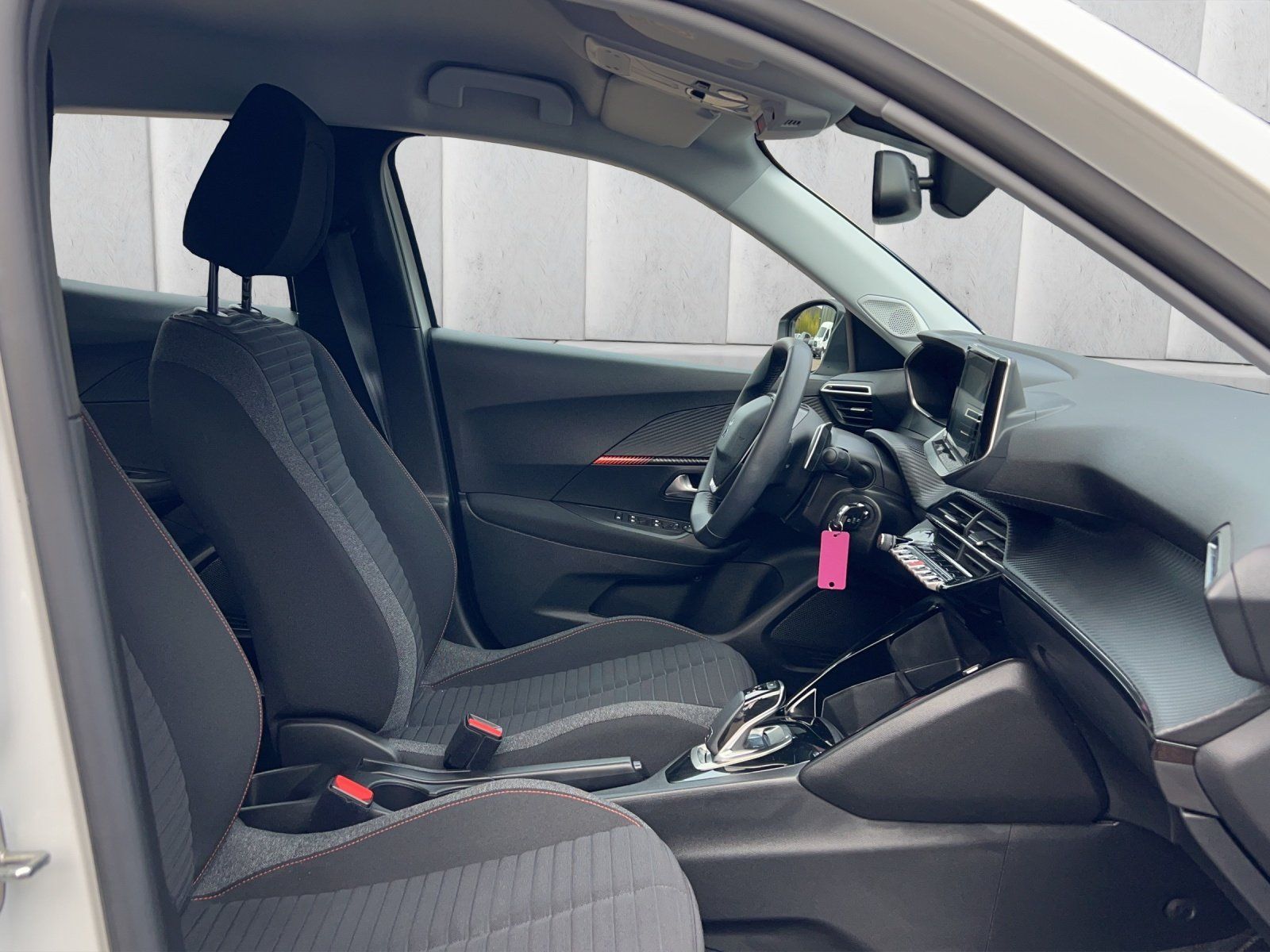 Peugeot 2008 1.2 PureTech 130 Active Pack - Samsaru's Car Outlet