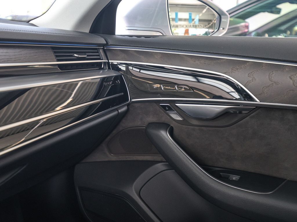 Audi A8 60 TFSI quattro - Samsaru's Car Outlet