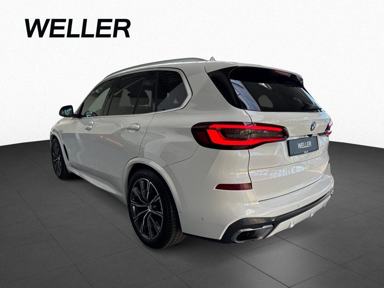 BMW X5 xDr30d M SPORT 2ACHS Pano AHK DAProf 360°