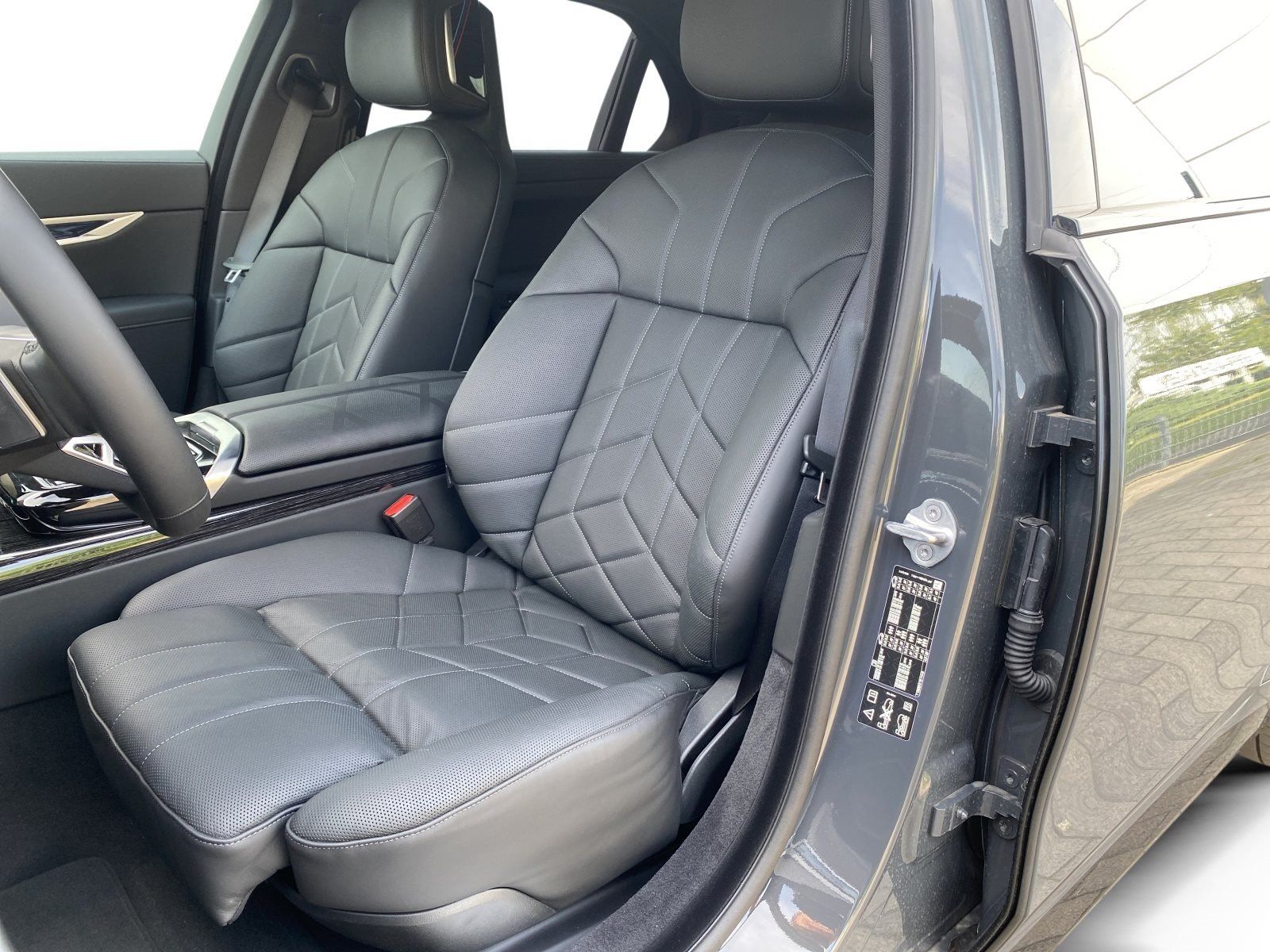 BMW 740d xDrive M-PAKET / AB 1.039 € BRUTTO O. LSZ /