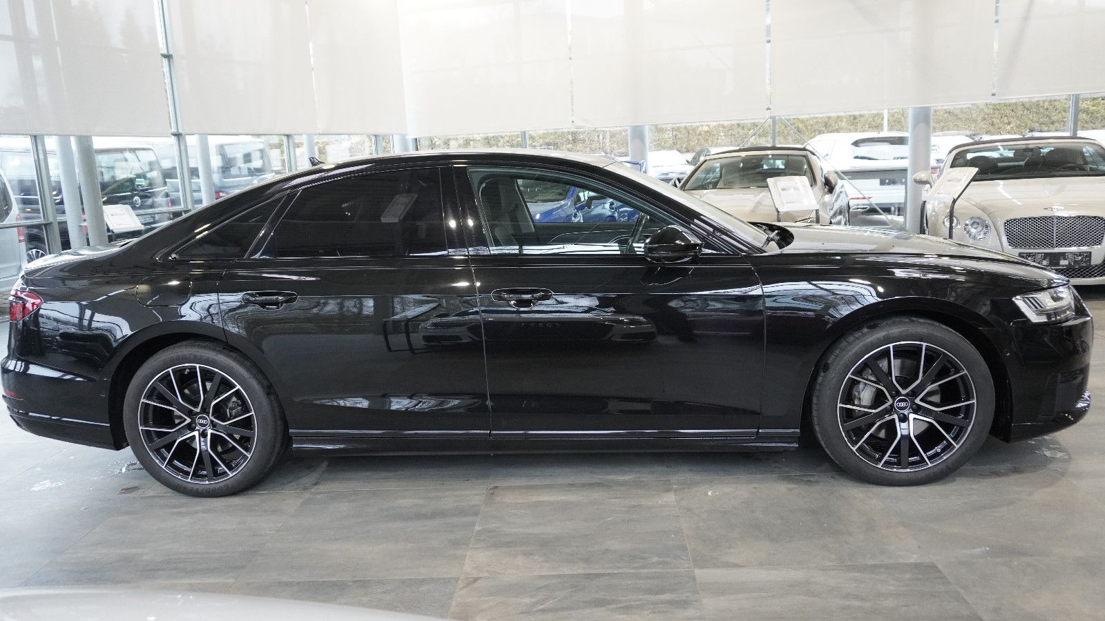 Audi A8 50 quat S-Lin - Samsaru's Car Outlet