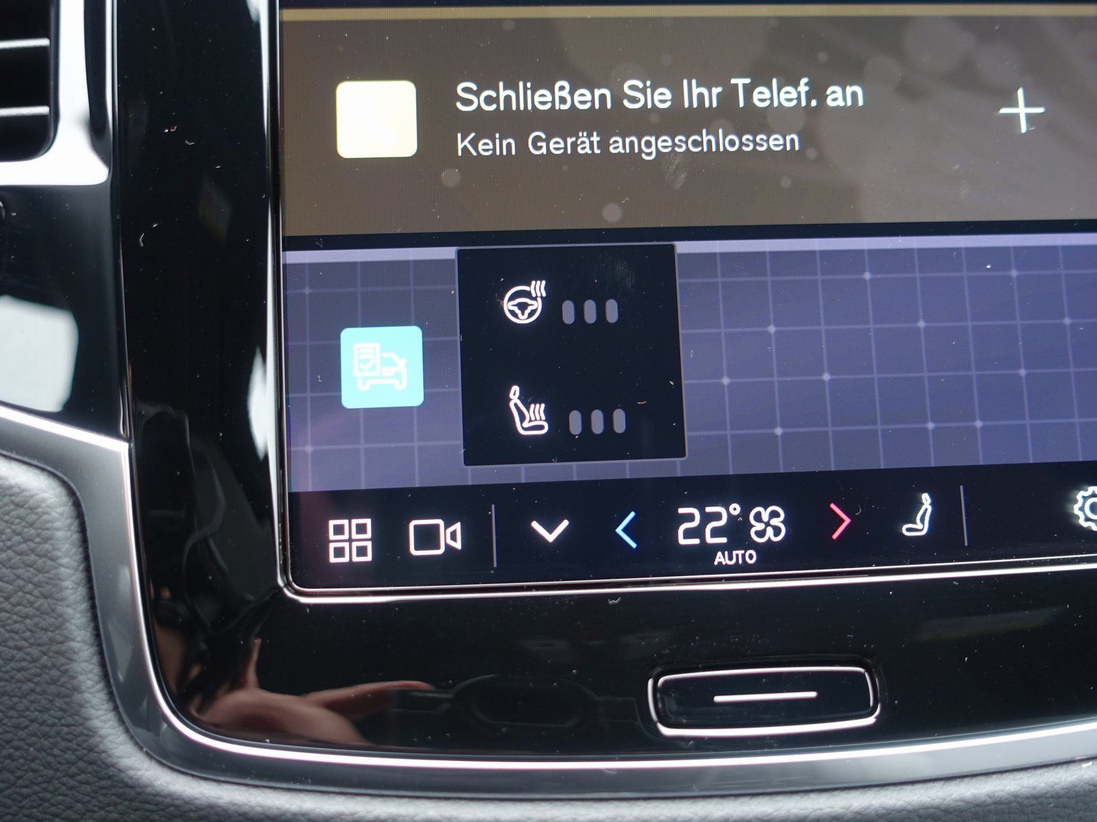Volvo XC90 Plus Dark T8 AWD Plug-inHybrid/AHK/360°/H&K