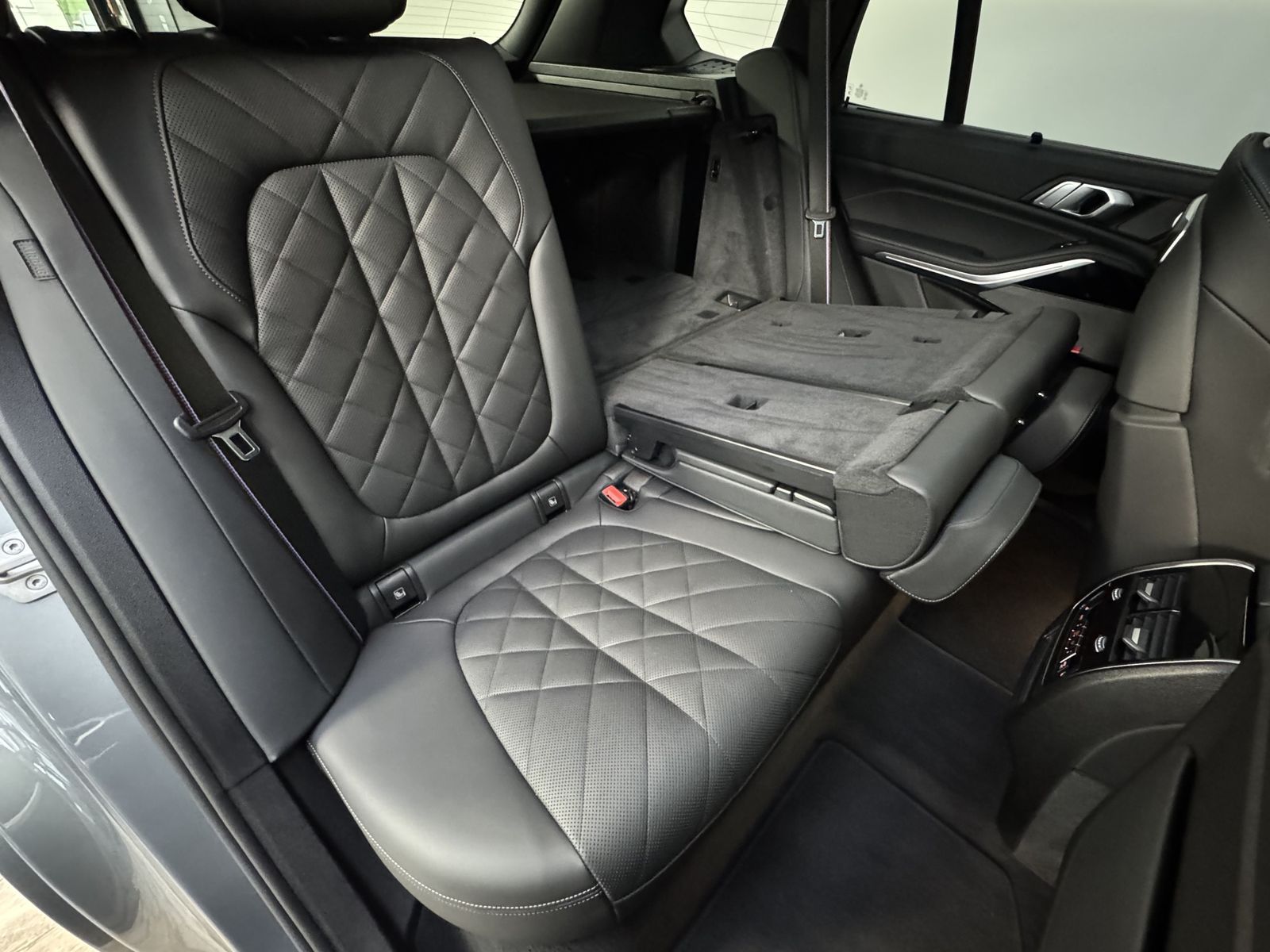 BMW X5 xDr40d M Sport Pro 22Zoll Luftfeder AHK ACC