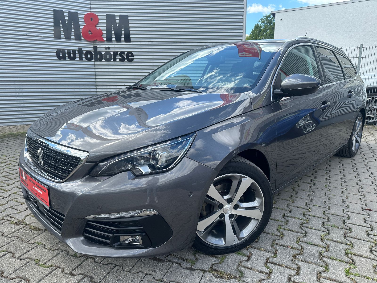 Peugeot 308 SW Allure - Samsaru's Car Outlet