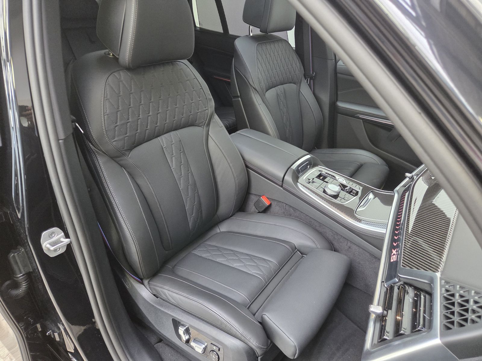 BMW X5 xDr40d M Sport Pro 7Seats Luftfeder AHK ACC