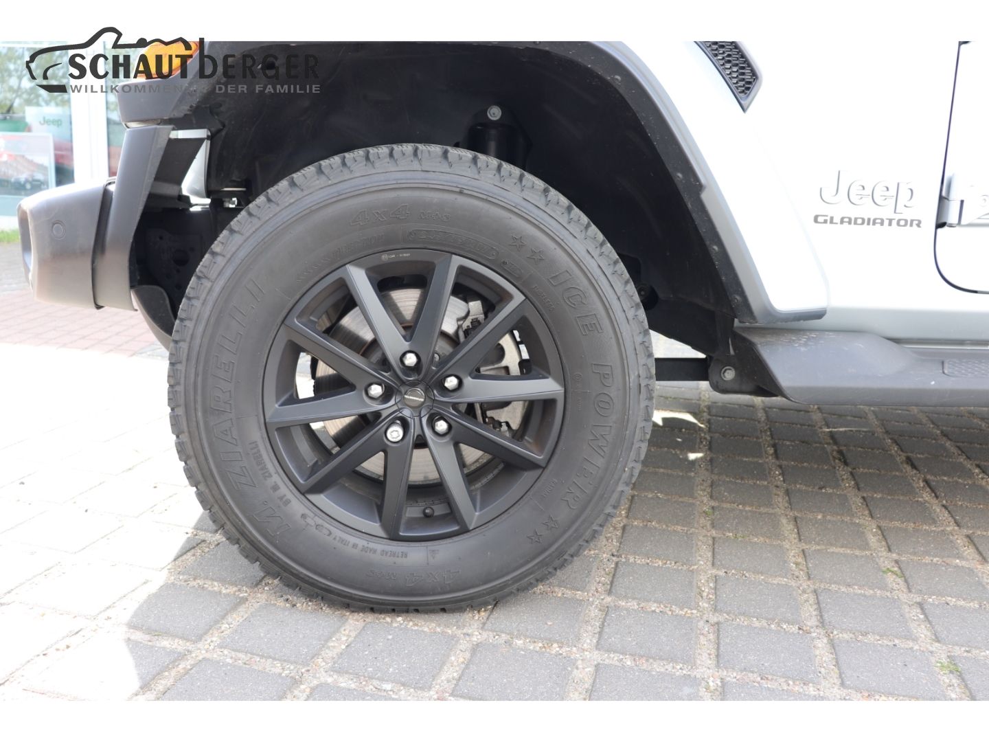 Jeep Gladiator Overland 4WD AHK, 3,5t AHK