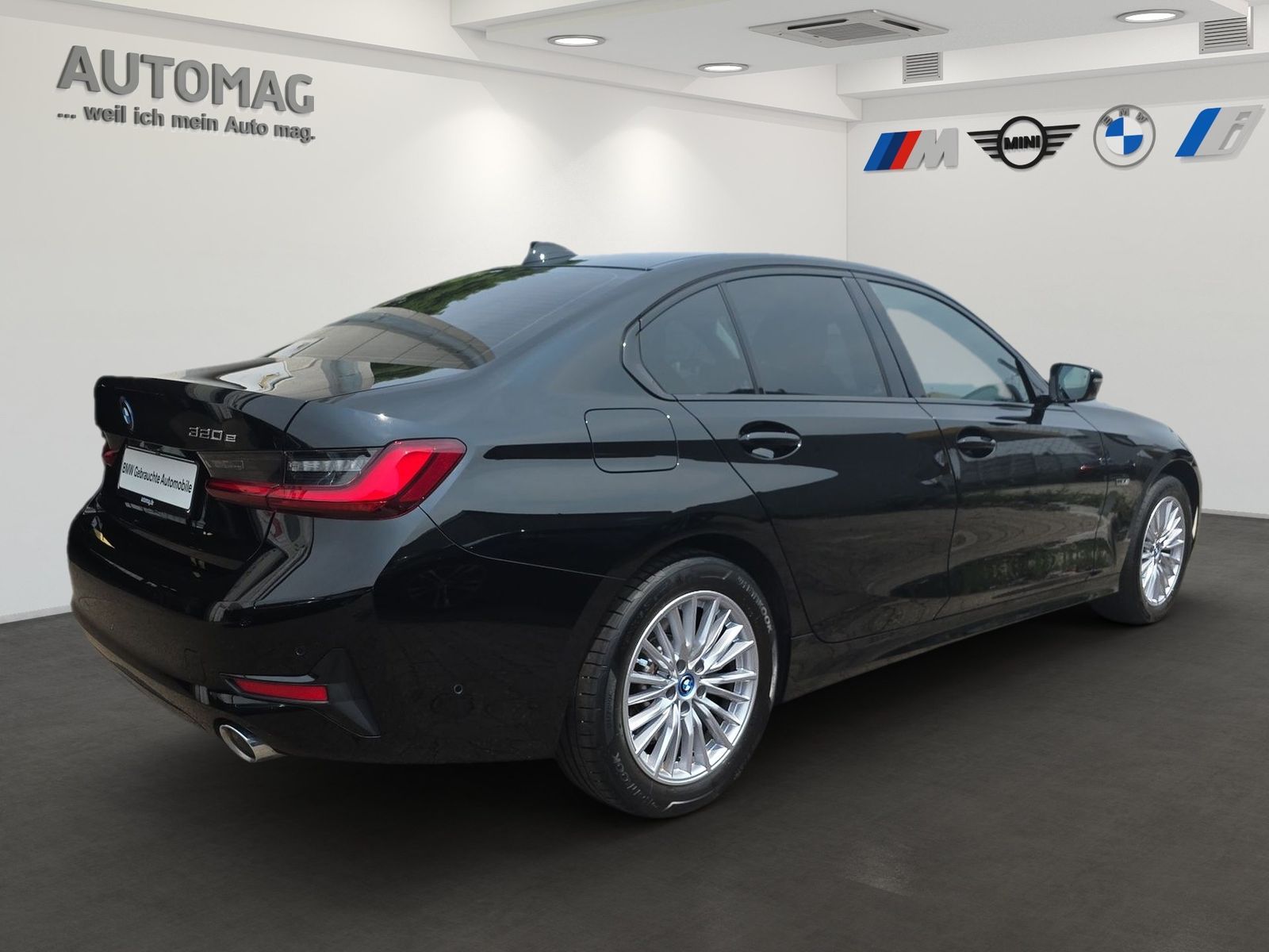 BMW 320e Sport-Line - Samsaru's Car Outlet