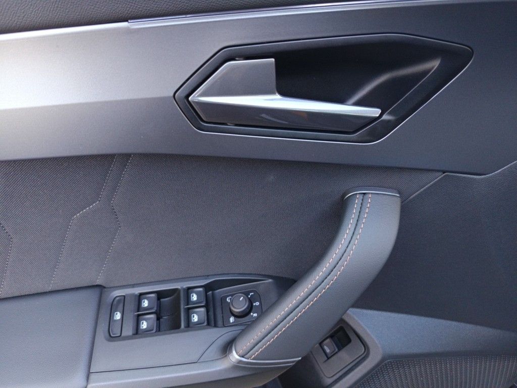 Cupra Formentor 1.5 eTSI DSG - Samsaru's Car Outlet
