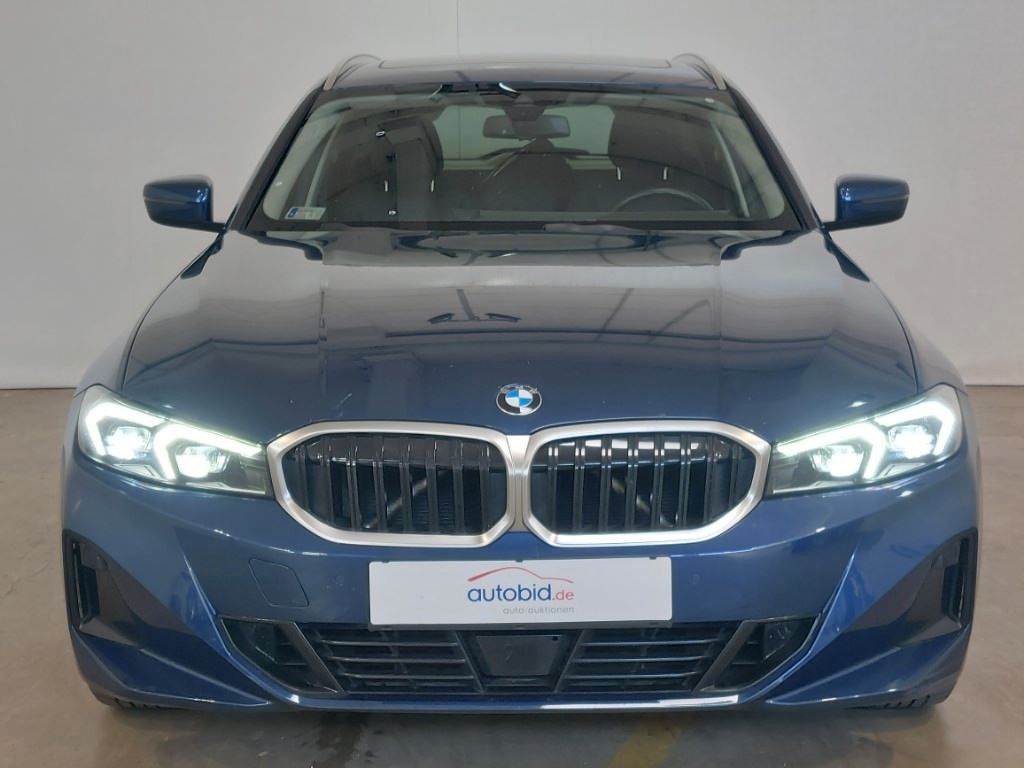 BMW 320d xDrive - Samsaru's Car Outlet