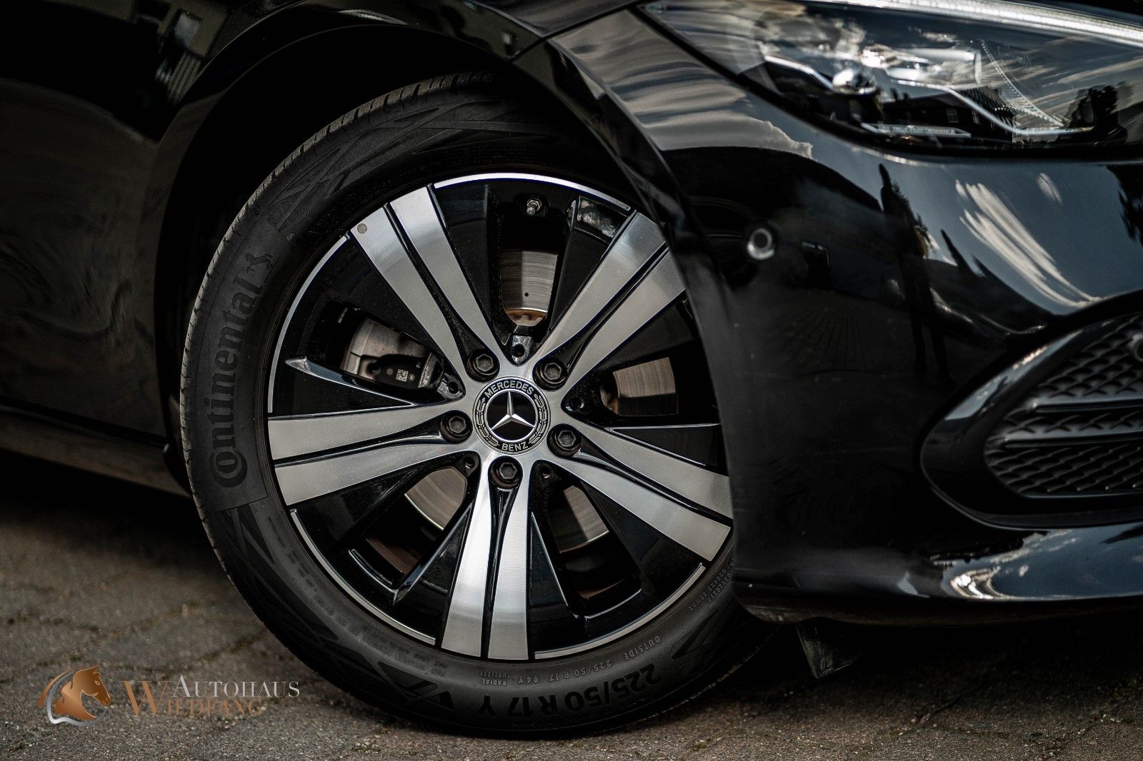 Mercedes-Benz C 180 Lim. Avantgarde - Samsaru's Car Outlet