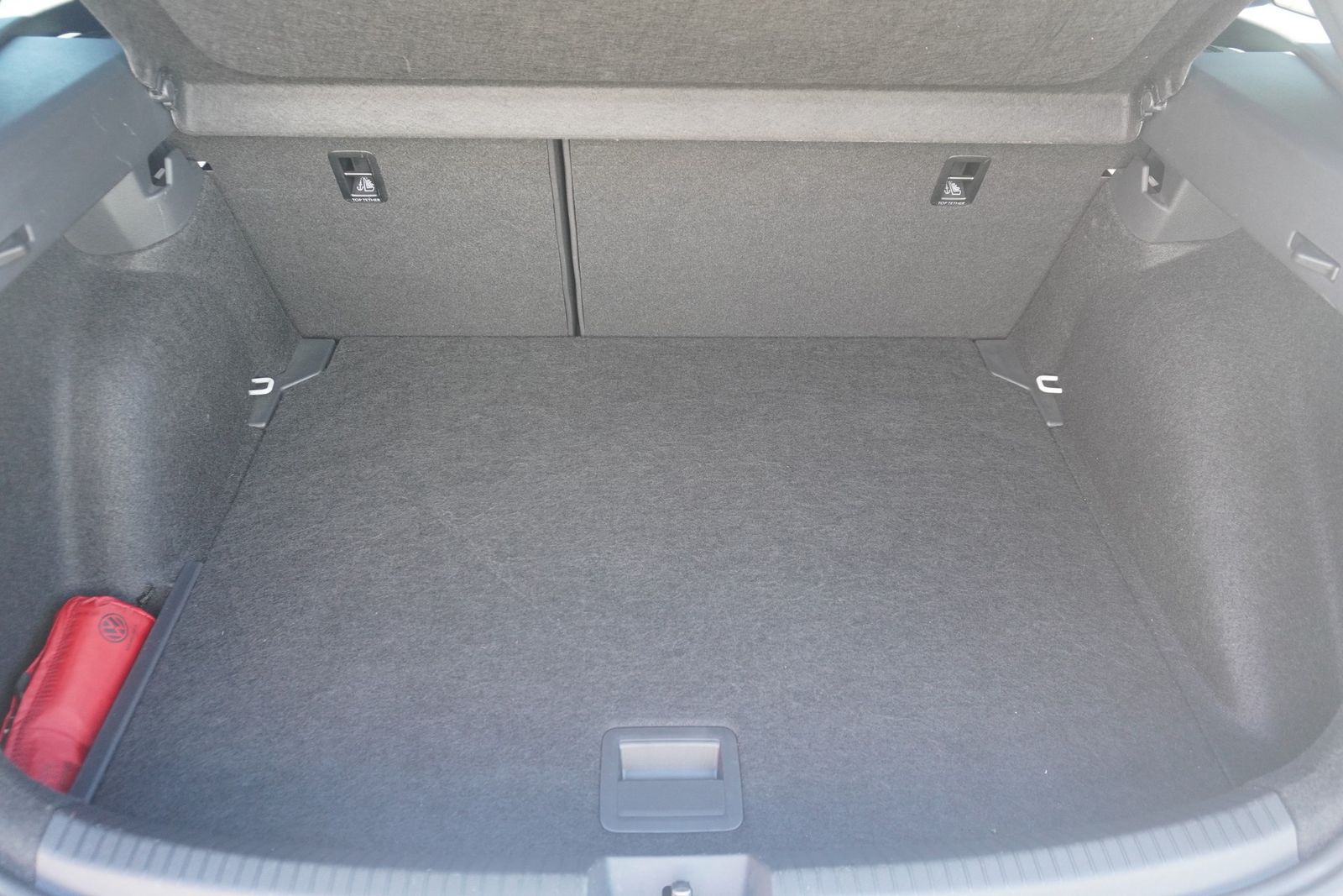 Volkswagen Taigo 1.0 TSI DSG R-Line - Samsaru's Car Outlet