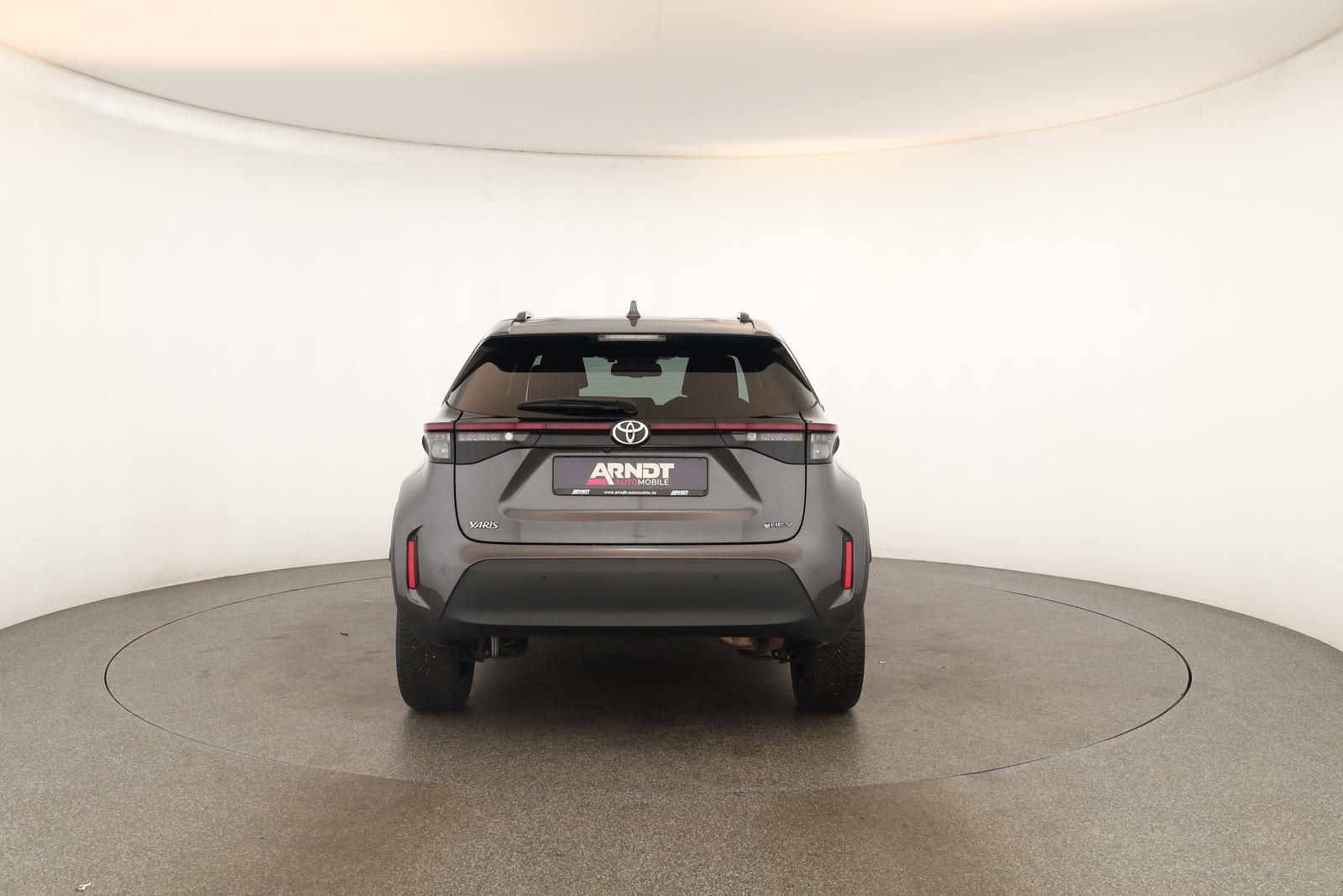 Toyota Yaris Cross CVT Team D LED Navi SHZ iACC Kam 17"