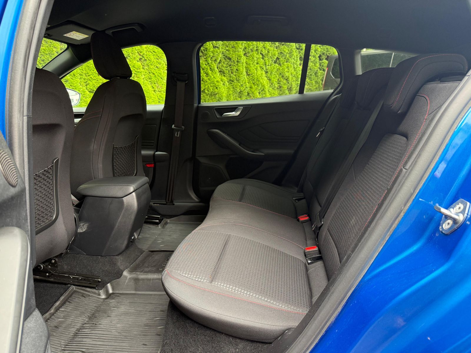 Ford Focus Tur. 1.5 EB Aut. ST-Line X - Samsaru's Car Outlet