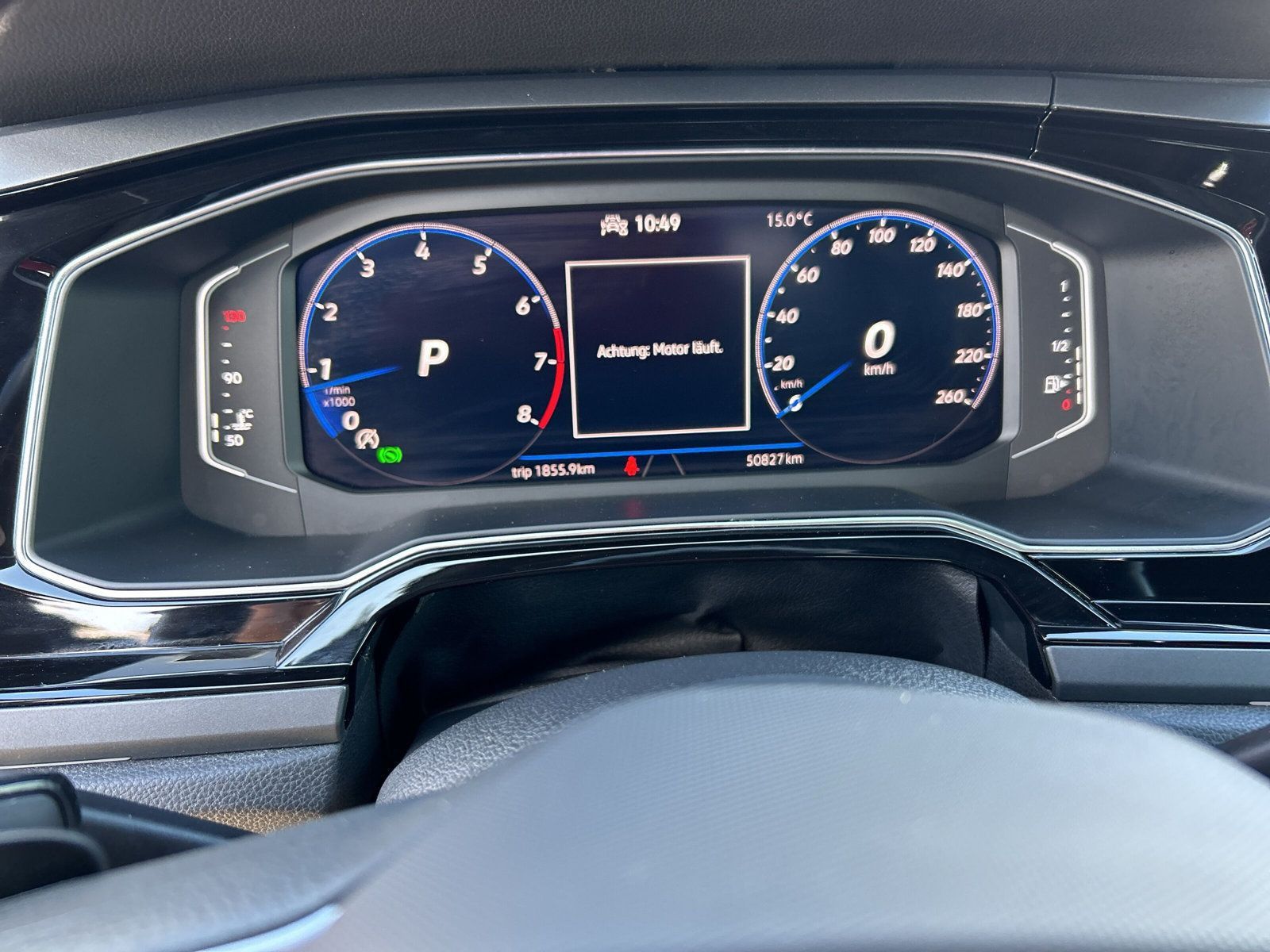 Volkswagen Taigo 1.5 TSI R-LINE - Samsaru's Car Outlet