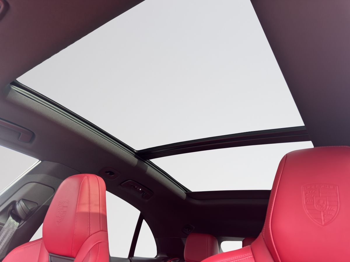 Porsche Macan 4 - Samsaru's Car Outlet