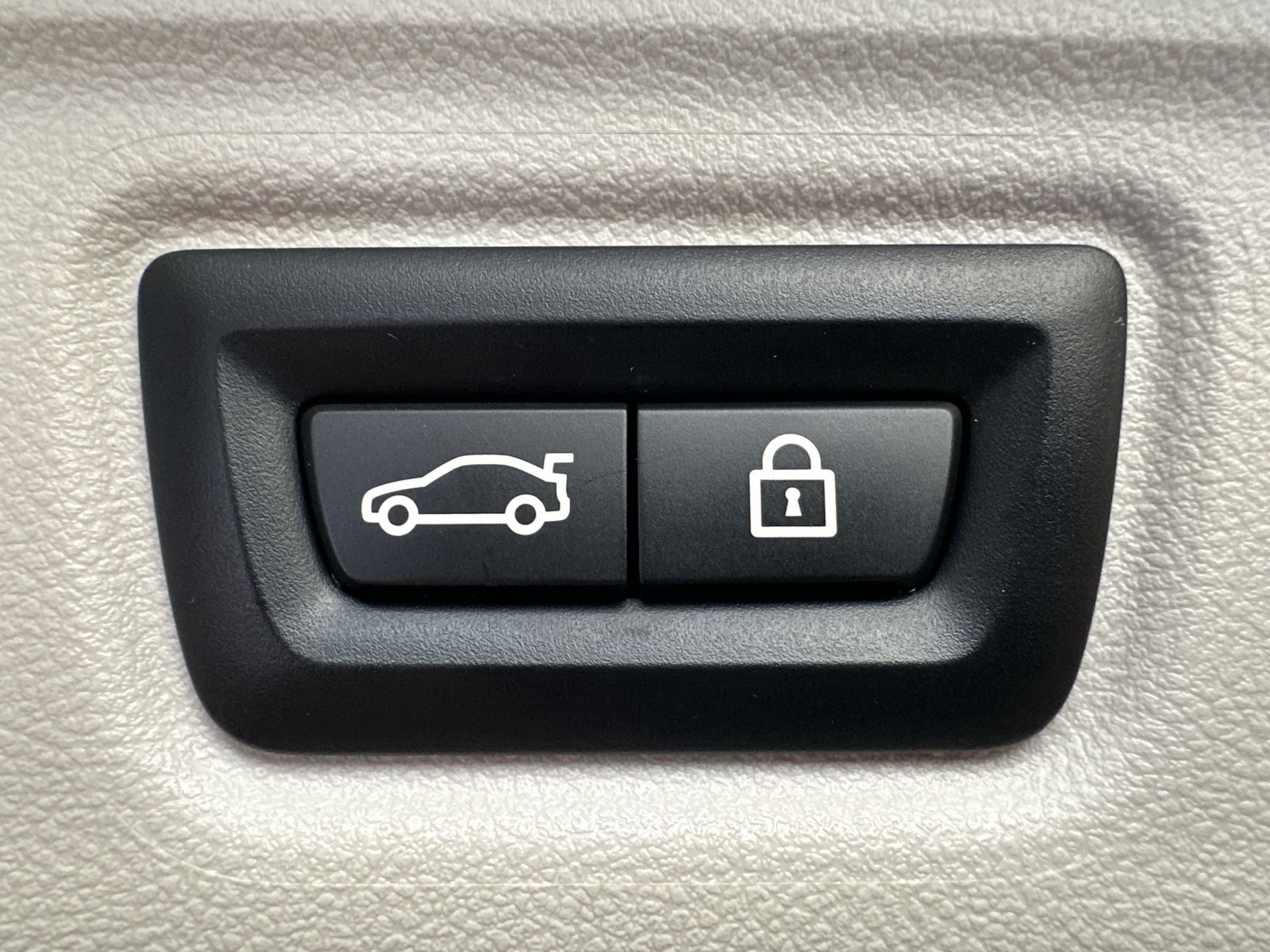 BMW 320d Touring Sport-Line - Samsaru's Car Outlet