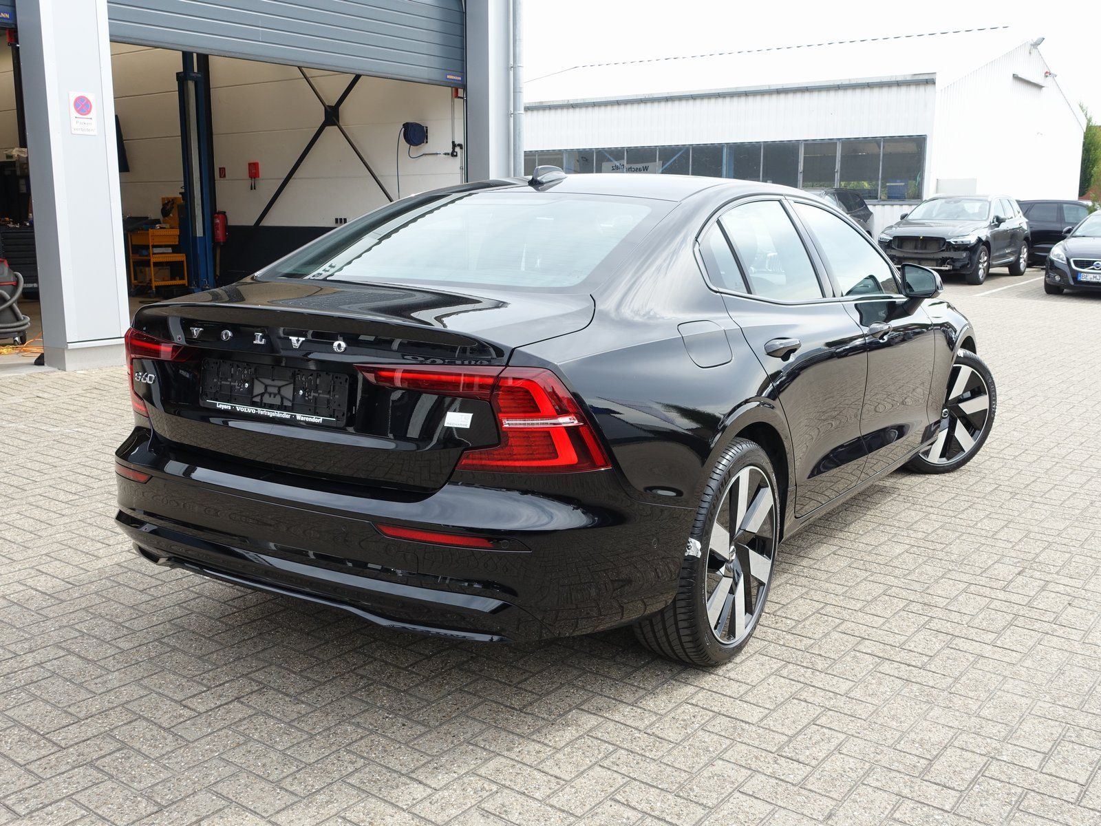 Volvo S60 Recharge Ultimate T8 AWD Leasing ab € 349,-
