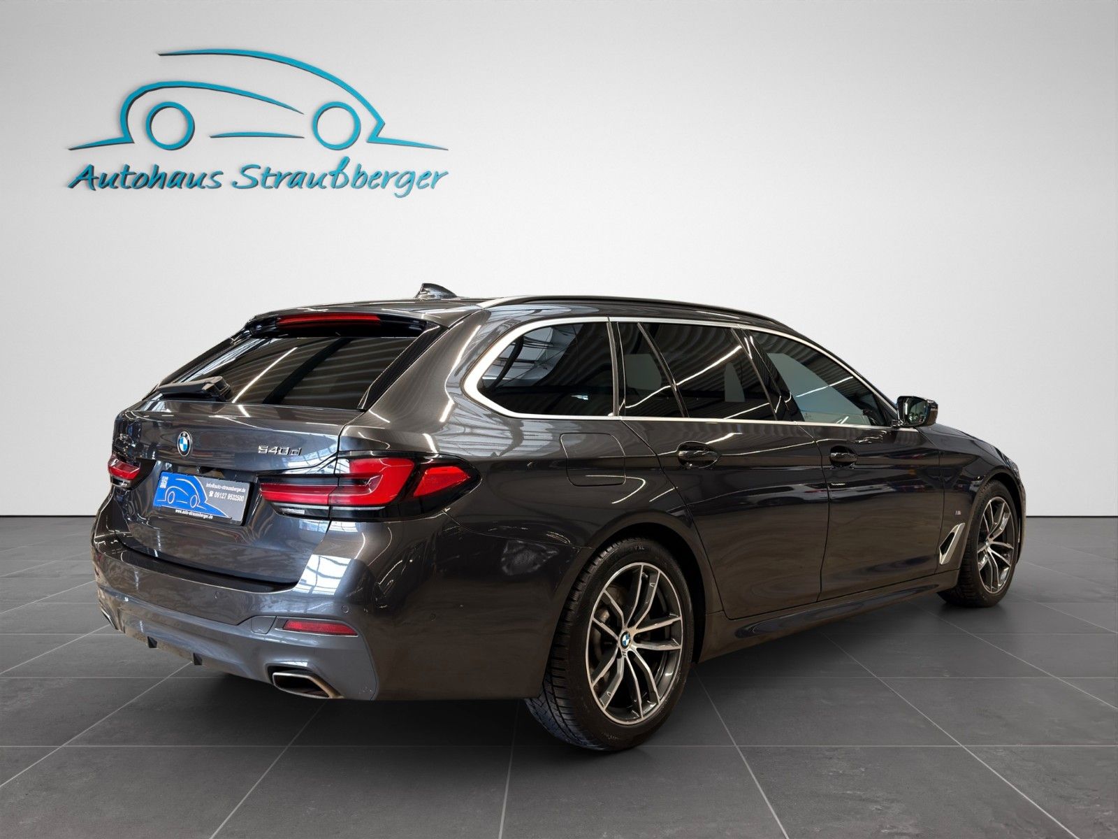 BMW 540d Touring xDrive M Sport ACC AHK SHZ 360° QI