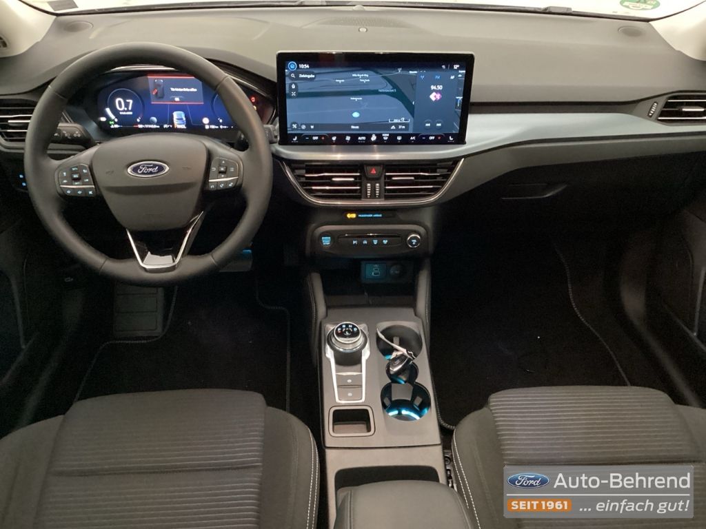 Ford Focus Turnier Active X Panoramadach el.Heckklapp