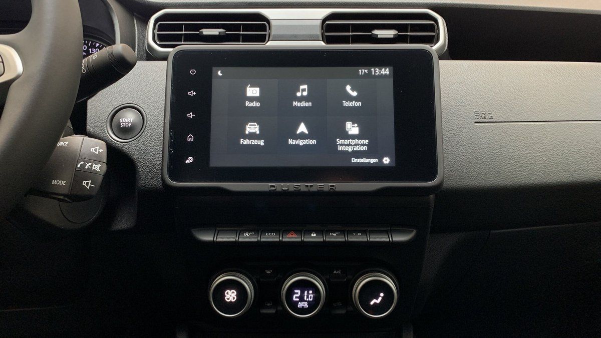 Dacia Duster JOURNEY TCe 150 EDC - Samsaru's Car Outlet