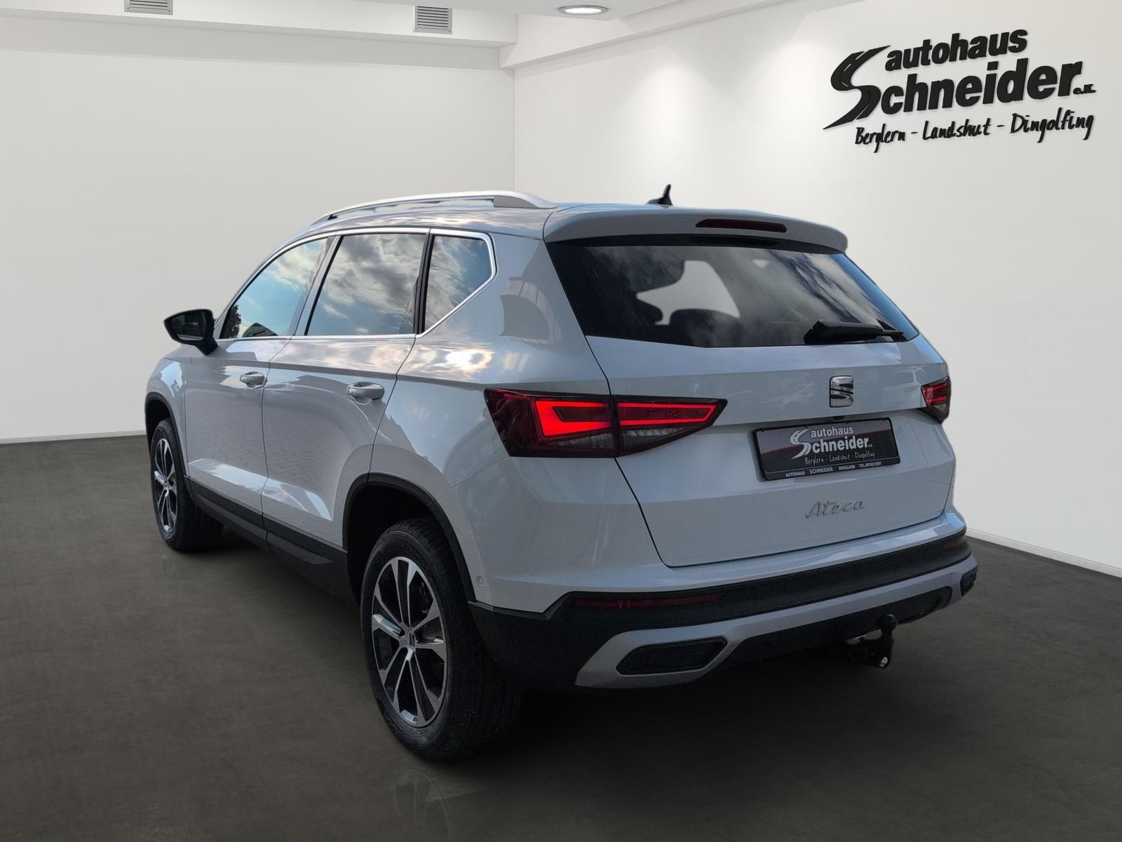 Seat Ateca 2.0 TDI 7DSG Road Edition AHK/PANO/LED/PAR