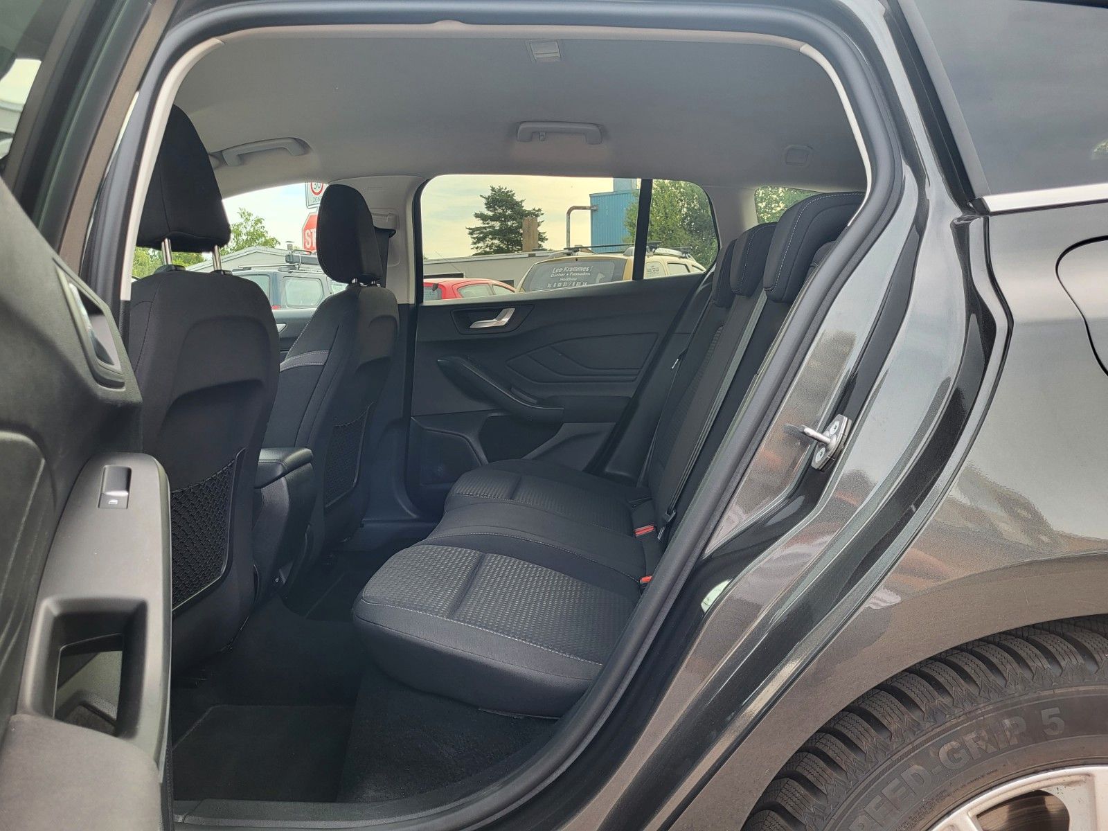 Ford Focus 1.5D - Samsaru's Car Outlet