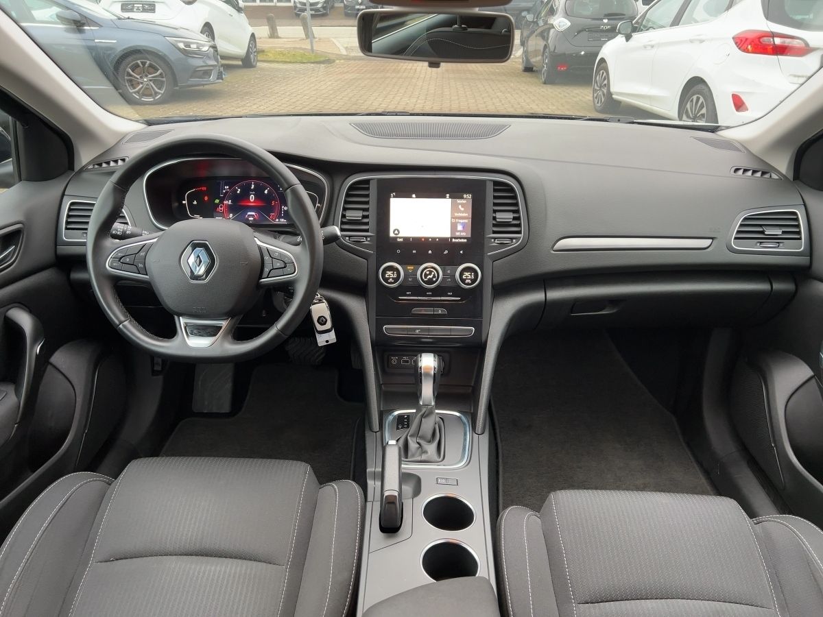 Renault Megane IV Grandtour 1.5 Blue dCi Business - Samsaru's Car Outlet