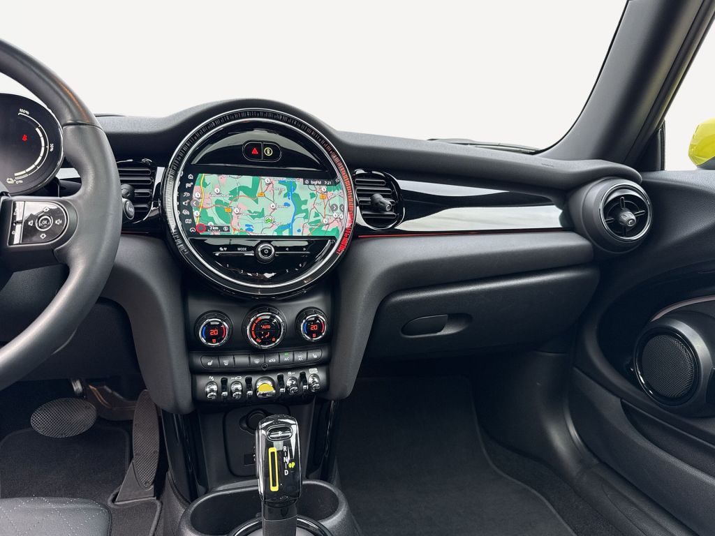 MINI Cooper SE Classic - Samsaru's Car Outlet