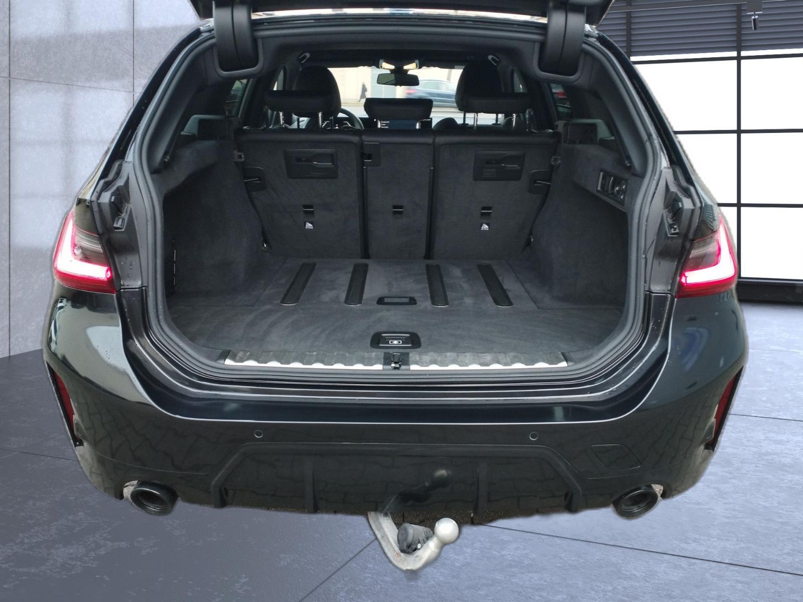 BMW 320 d xDrive M Sport - Samsaru's Car Outlet