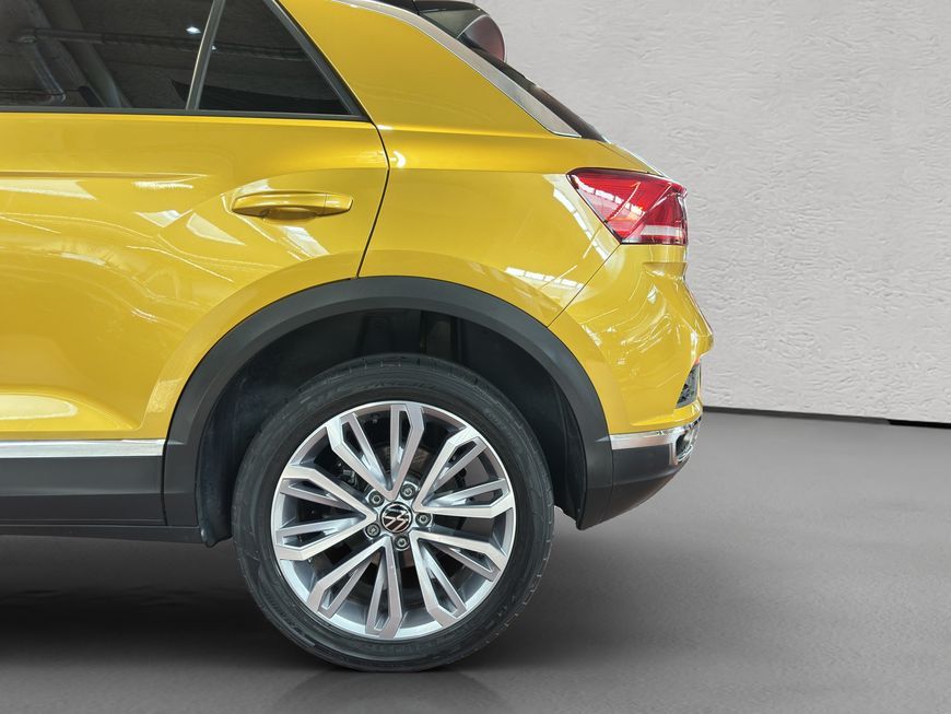 Volkswagen T-Roc 2.0 TDI 4MOTION UNITED - Samsaru's Car Outlet