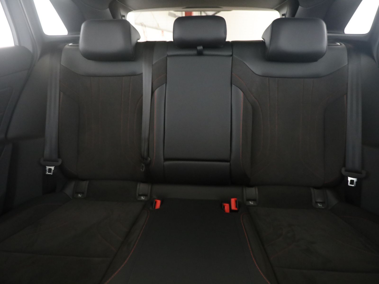 Volkswagen ID.4 GTX 4M Pano+AHK+Matrix+RFK+Navi+SitzH+Apple